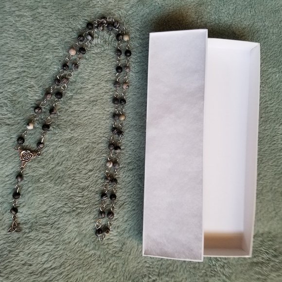 PRAYER BEADS - Picture 2 of 4